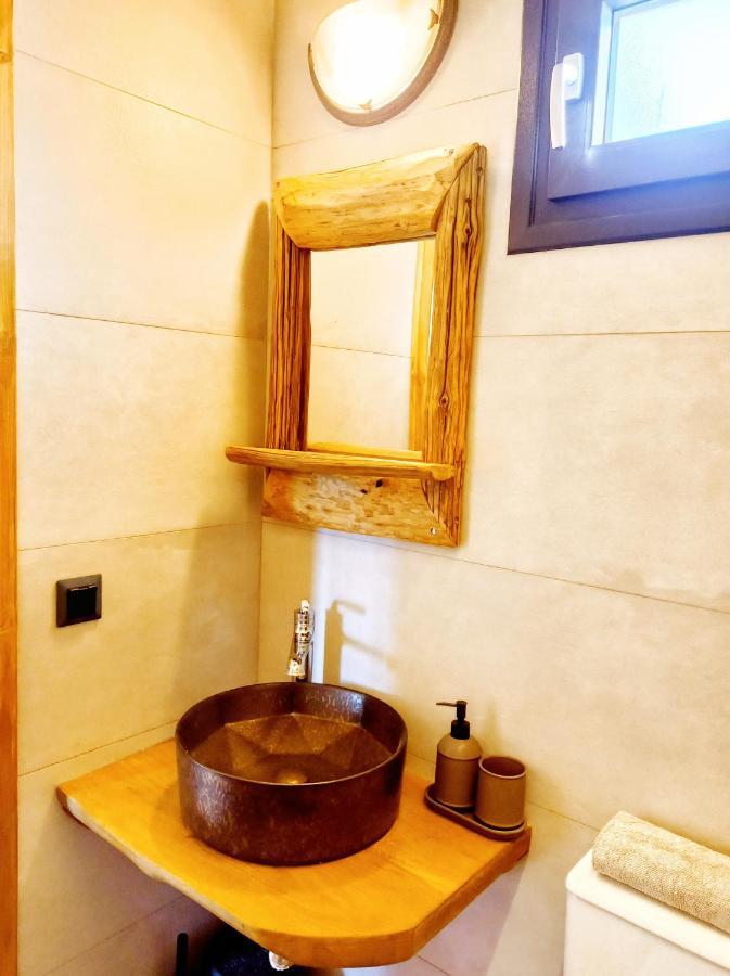 Kartalia Wooden Porto Koufo